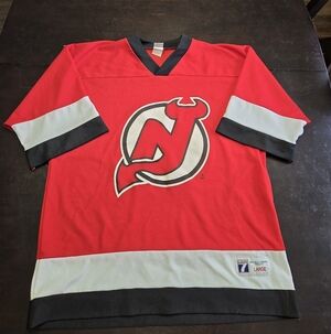 NJ Devils Hocky Jersey Mens Large Vintage